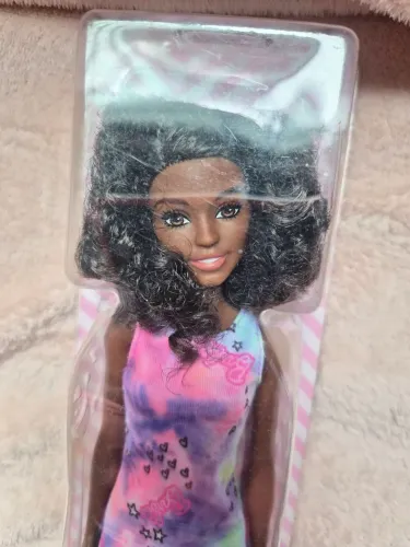 Boneca barbie basica