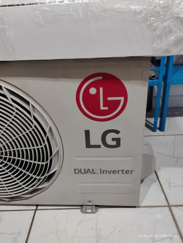 AR CONDICIONADO DUAL INVERTER LG 12000BTU  FRIO 220V MOD S3NQ12JAQAL