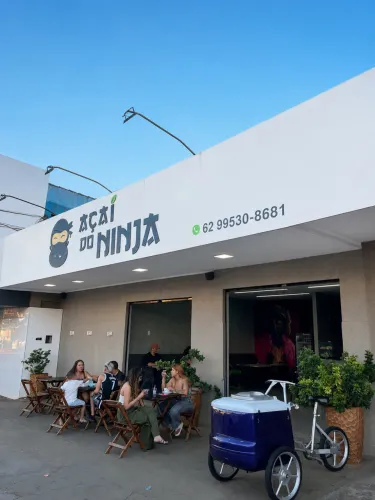 Loja de açaí e hamburgueria 