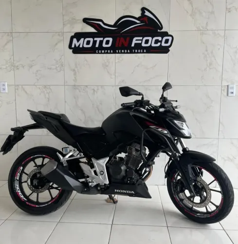 CB 300F TWISTER 