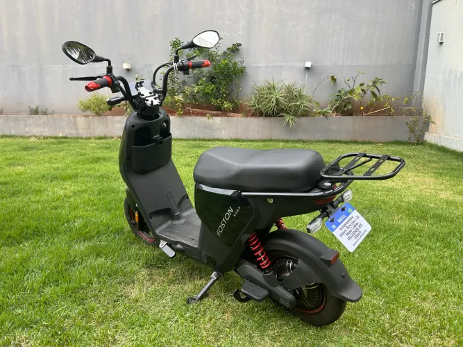 Scooter Foston x15 max