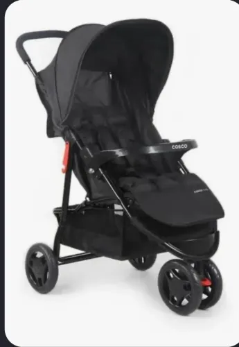 Vendo carrinho de bebê marca Cosco kids semi novo