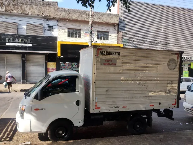 Frete, carreto e mudanças 