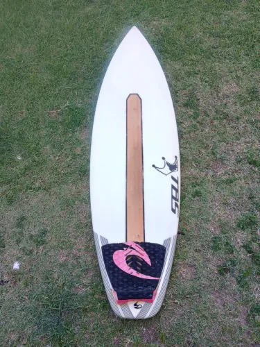 Prancha de Surfe em Ótimo Estado 