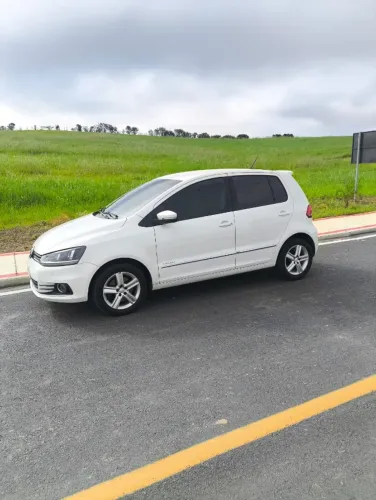 Volkswagen Fox Highline 1.6 Flex 16V 5P 2015