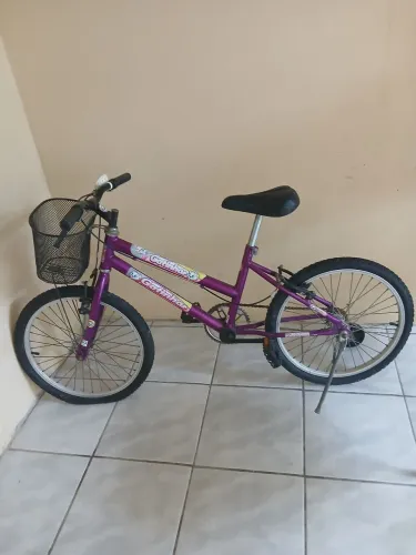 Vendo bicicleta semi nova 400 no PiX