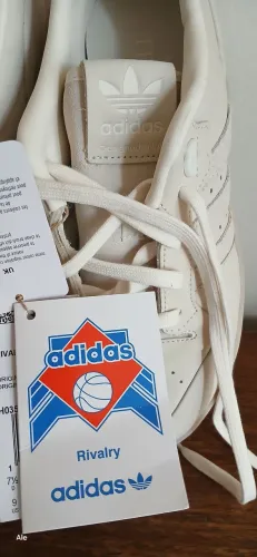 Tênis adidas Luxury adidas importado novo com etiqueta 