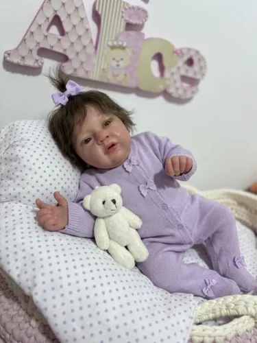 Linda bebe reborn realista 51 cm