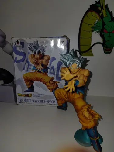 Goku instinto superior Bampresto