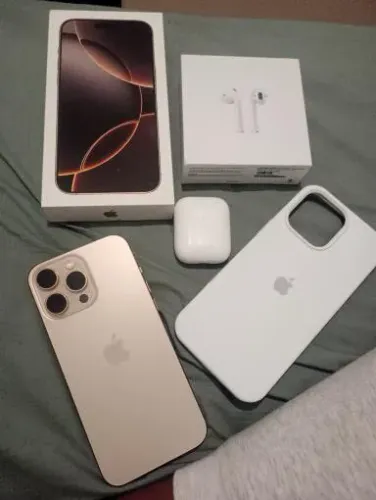 iPhone 16 Pro Max