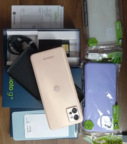 VENDO: Moto G32 128GB - Impecável + 2 Capas- Oportunidade!