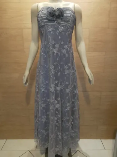 Vestido longo grafite com tule bordado tamanho G