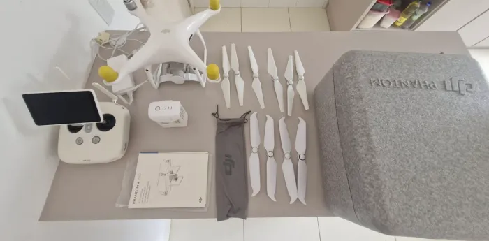 Drone phantom 4 pro dji