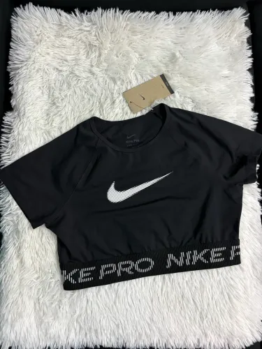 Cropped Nike Pro