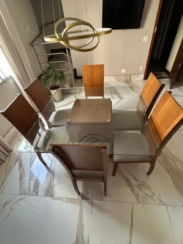 Mesa MADEIRA MACIÇA Jantar com 6 cadeiras