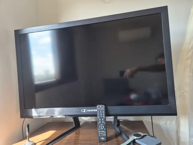 TV HBUSTER 43' com Google Chromecast