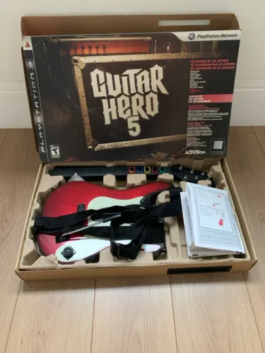 Guitarra Guitar Hero 5 PS3 com caixa original