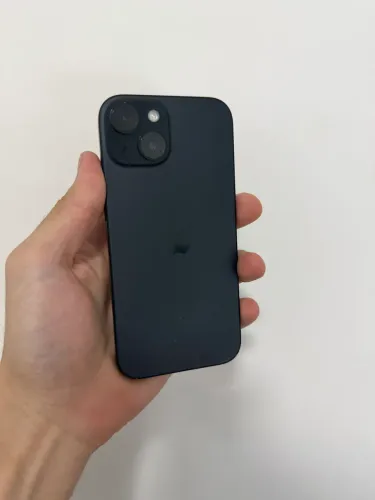 iPhone 15 128GB