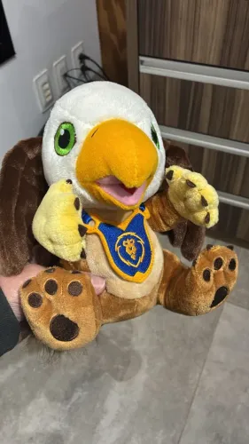Gryphon Hatchling Plush SEM LOOT CARD já foi usado