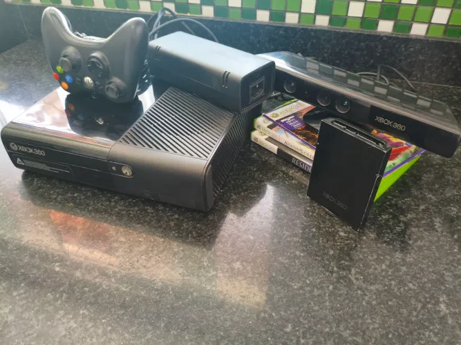Xbox 360 Kinect HD interno de 250gb