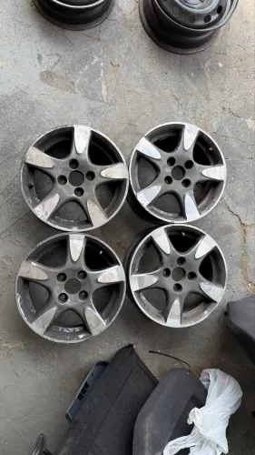 Rodas aro 14 4 furos