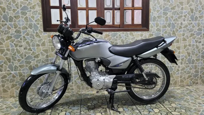 MUITO LINDA TITAN 125KS, DOCUMENTOS EM DIA, APENAS 5.890,00
