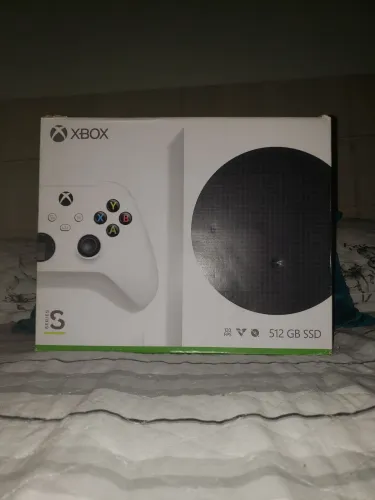 Xbox Series S - Usado - IMPECÁVEL (leia a descrição)