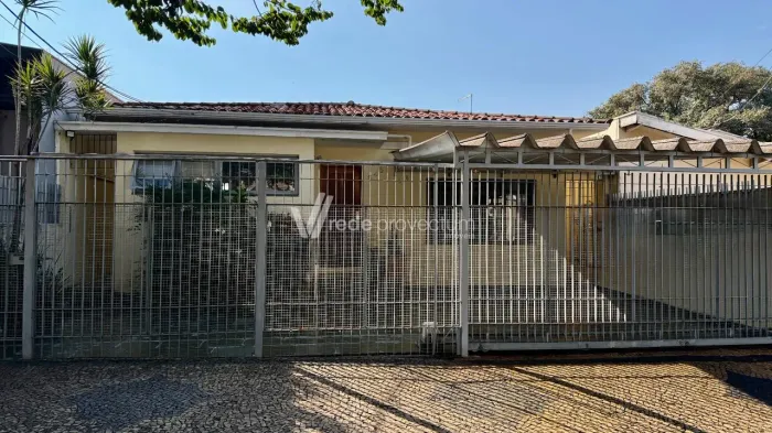 Casa a venda com 3 Quartos bairro Guanabara