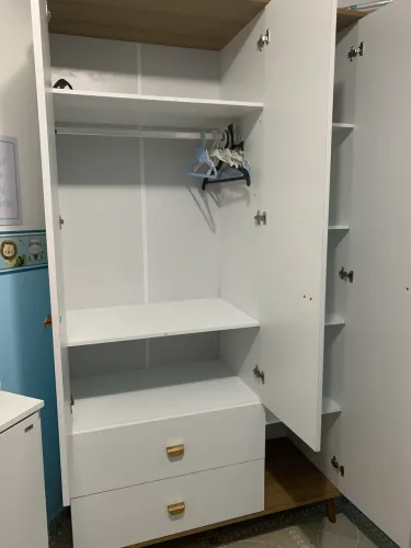 Vende-se Guarda-roupa
