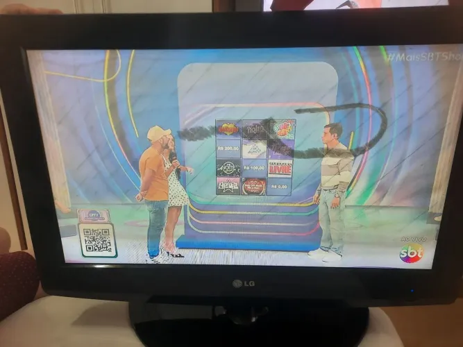 Tv LG 26 ( com mancha na tela)