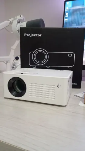Projetor Profissional Android 4K, Com Wi-fi 5G - NOVO