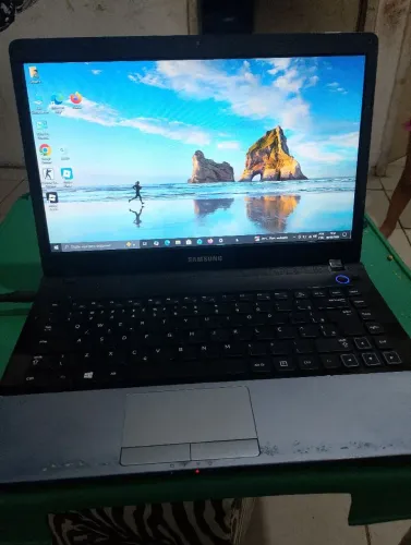Notebook Samsung Intel i5 HD 1T