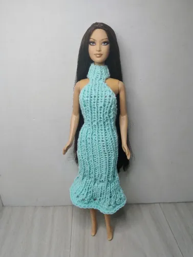 Vestido para boneca Barbie ou bonecas com corpo similar