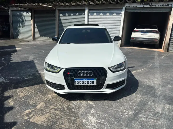 Audi A4 2.0 Avant 16V TFSI Quattro Stronic 2013