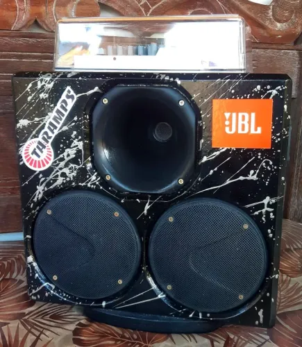 Vendo caixa de som para propaganda 