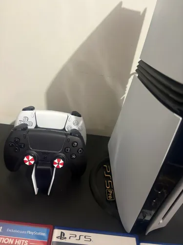 PlayStation 5 Pro + Jogos Garantia