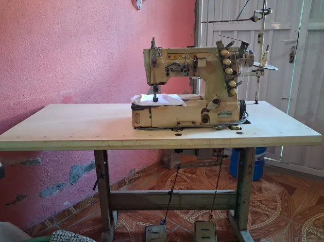 Máquina de costura Galoneira industrial