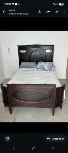 Cama antiga.