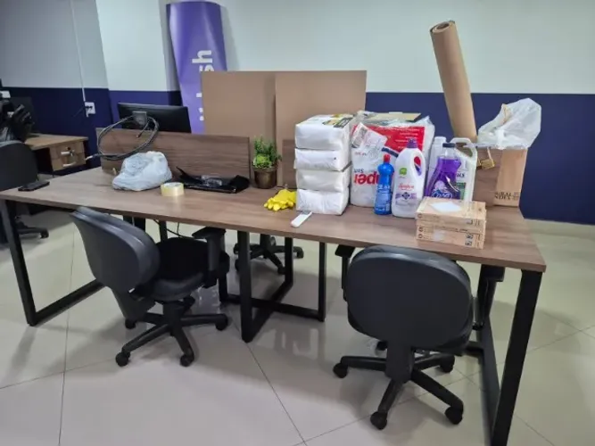 Mesa Plataforma de Escritório (Estação de Trabalho) 02 un R$ 1.790,00, cada