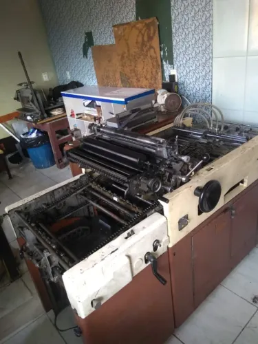 Impressora Offset formato 4 (duplo oficio)