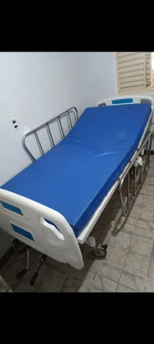 Cama hospitalar 