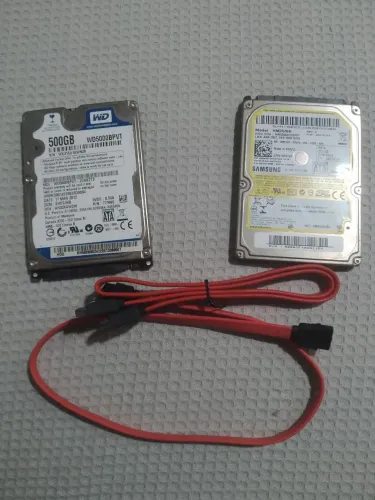 HDs para notebook ( 500 GB e 250 gb ) WD e Samsung 