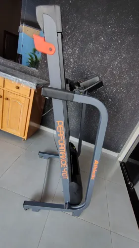 Esteira profissional Athletic PERFORMANCE 410T
