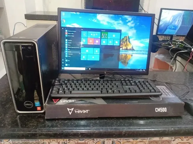 Computador completo processador i3 4ª ,8 giga de memoria ,  HD 2 Terá , monitor de 18 Pol 