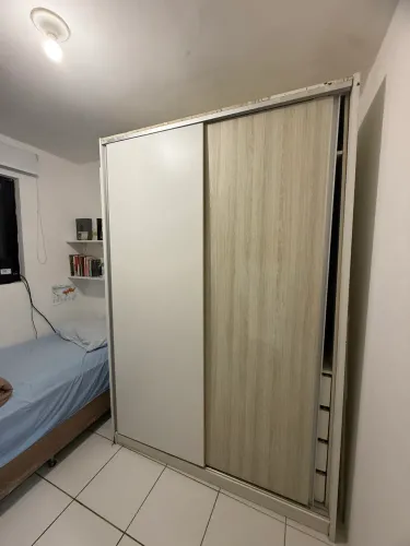 GUARDA ROUPA TODO EM MDF