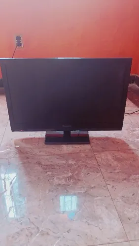 Tv Panasonic 24 polegadas não liga só acende o led vermelho 130,00
