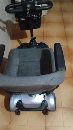 Cadeira scooter no preço!