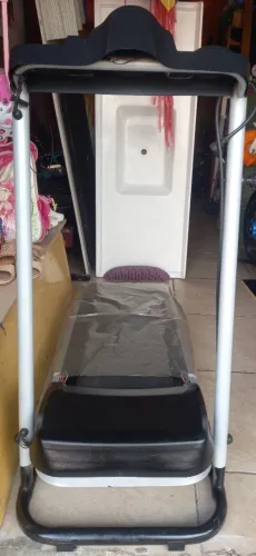 ESTEIRA DREAM FITNES DR 1100 EM BOM ESTADO PARA CAMINHADA/CORRIDA NO CONFORTO DO SEU LAR