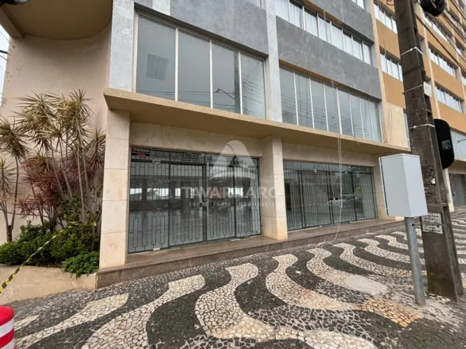 Excelente Oportunidade Comercial: Loja de Esquina na Rua Balduíno Taques!