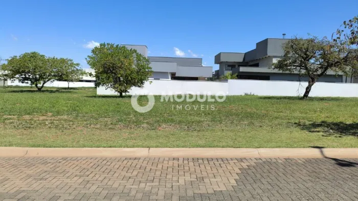 LOTE EM CONDOMÍNIO à venda, Laranjeiras - Uberlândia/MG